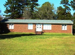 5829 Old Mendenhall Rd, Archdale, NC 27263