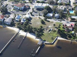 55 SE Seminole St, Stuart, FL 34994
