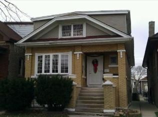 3832 S 56th Ct, Cicero, IL 60804
