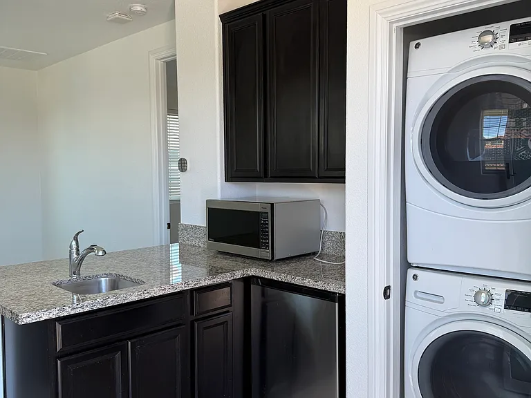 261 E Bella Serata Ave #1 — Photo 8