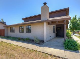90 Segura Dr, Oroville, CA 95966