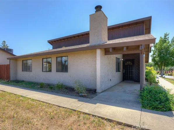 90 Segura Dr, Oroville, CA 95966