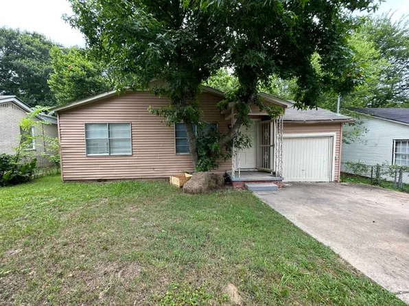 1707 West St, Longview, TX 75602