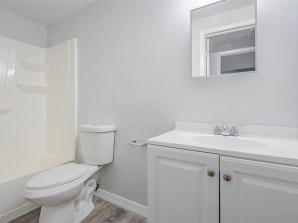 tampa-florida-82046667 picture