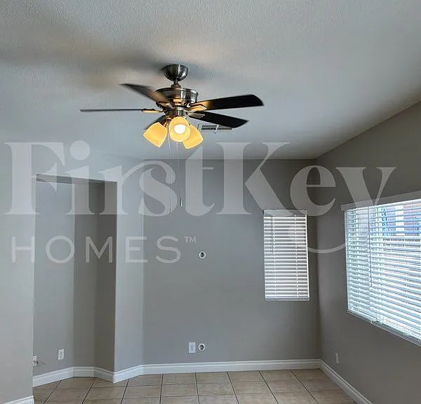 971 Whispering Grove Ave — Photo 2