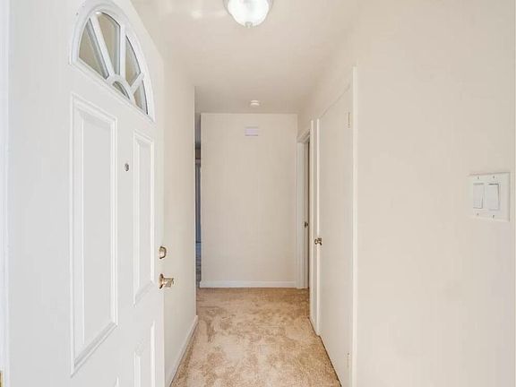2nd image of 3160 Arizona Ave