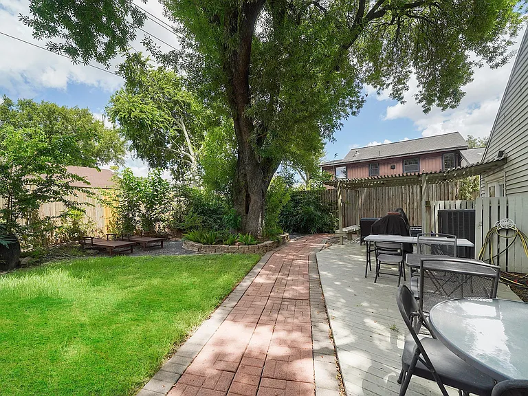 4106 Sun Meadow Dr — Photo 19
