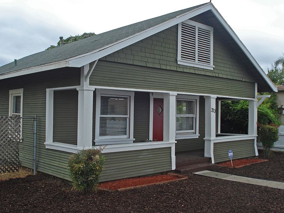 2nd image of 320 W 8th Ave