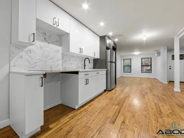 356a Vernon Avenue image 1 of 12