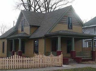 902 Cottage Grove Ave, South Bend, IN 46616