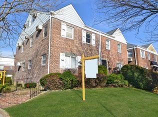 141-01 72nd Cres, Flushing, NY 11367