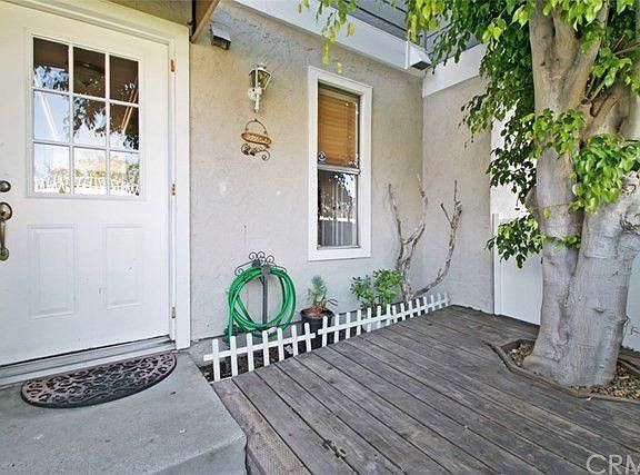 5th image of 53 Bentwood Ln