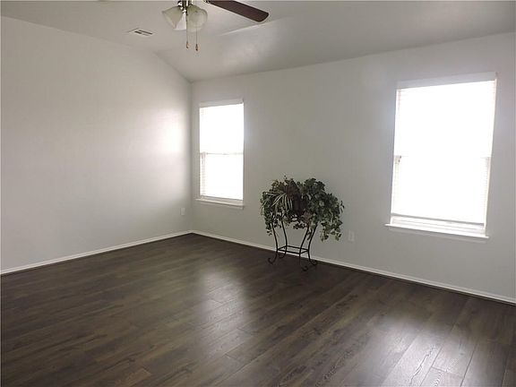 2nd image of 9612 Lauren Dr