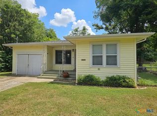 972 Booneville Ave, New Braunfels, TX 78130