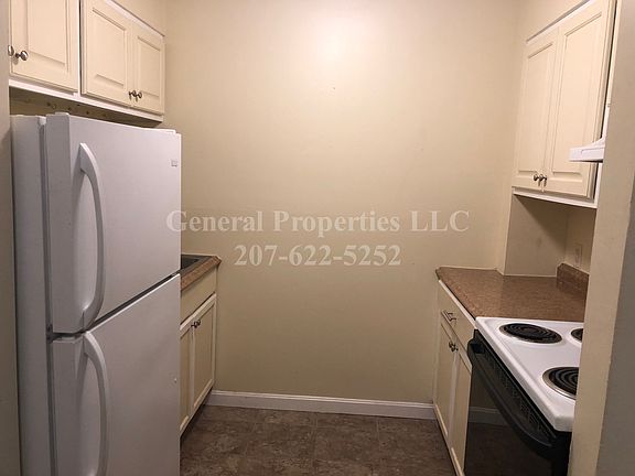5th image of 592 Riverside Dr #11603368