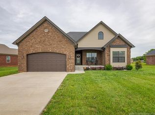 180 Kasey Ln NW, Corydon, IN 47112