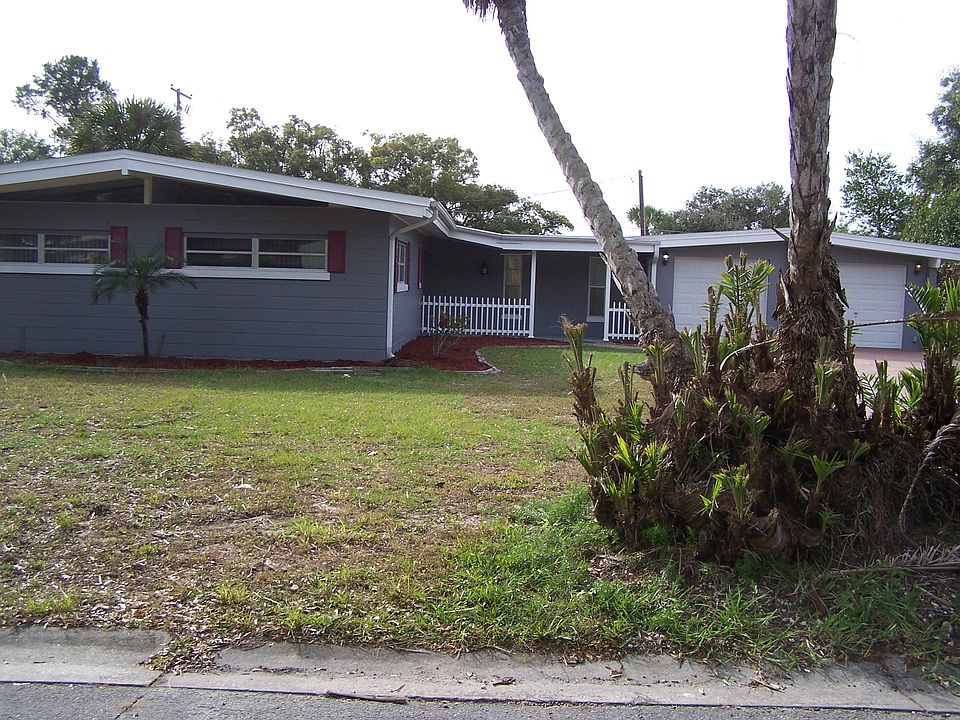 1st image of 4 Golfview Cir NE