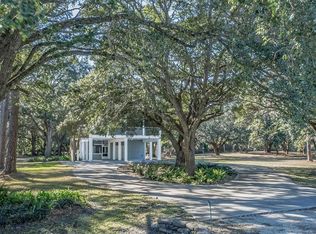 140 Craig St, Carrabelle, FL 32322