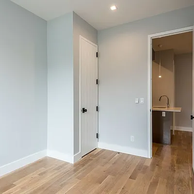 Rented by Nooklyn NYC LLC | media 8