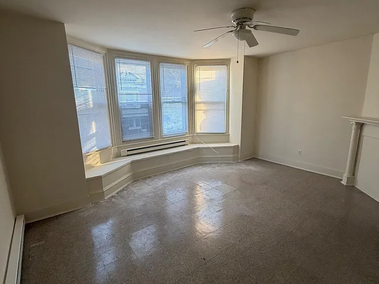 1103 Lindley Ave #2F — Photo 2