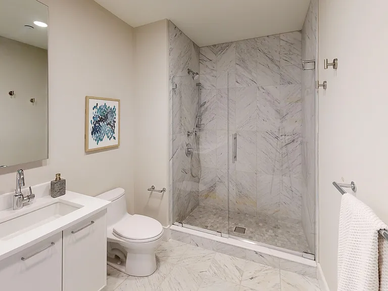 214 Market St #203D — Photo 8