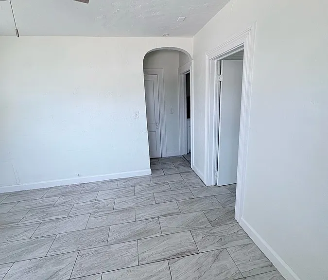 135 N Martin Luther King Junior Ave #B — Photo 19