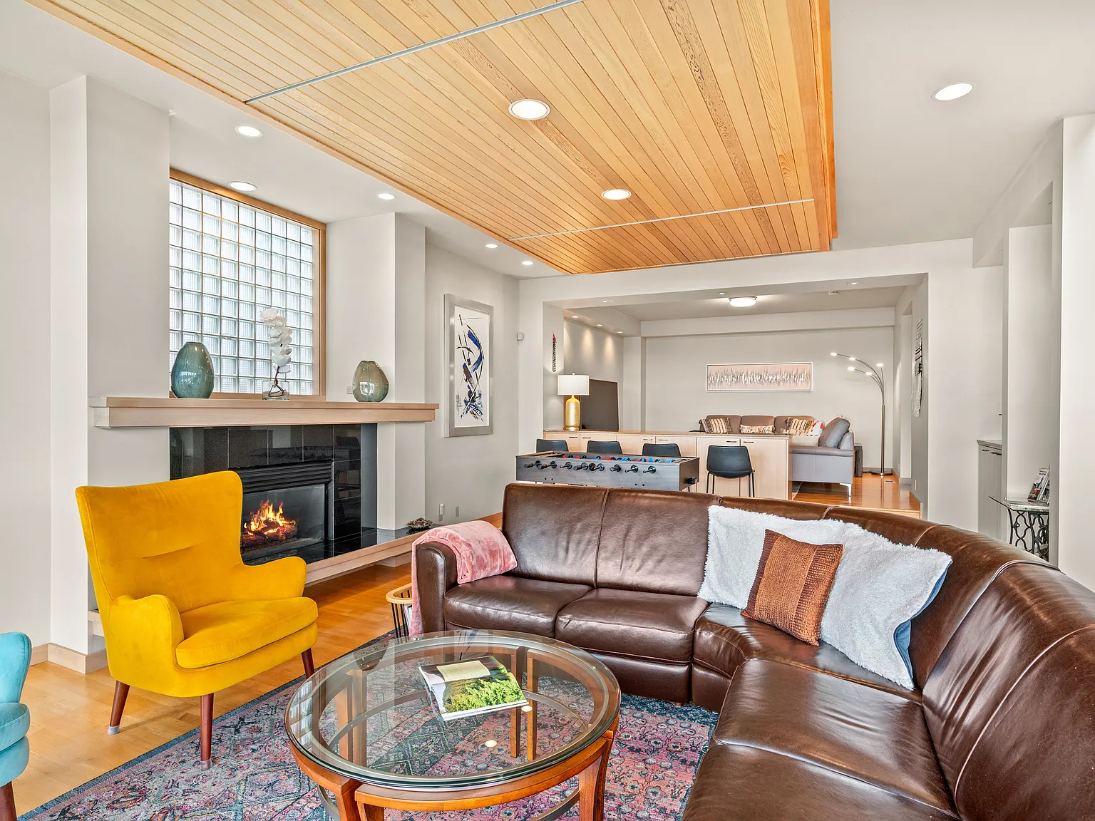 5 bed, 3.5 bath, 4110 sqft, $7,000 — Photo 4