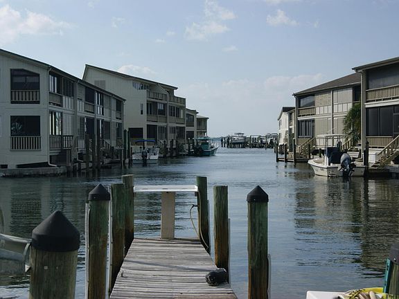 4th image of 1456 NE Ocean Blvd APT 7-103