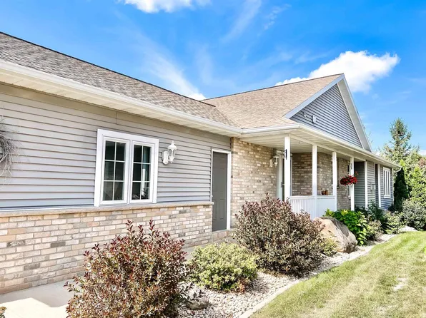 307 Pebble Brook Lane, Lodi, WI 53555