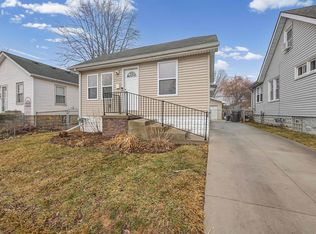 22607 Maxine St, Saint Clair Shores, MI 48080