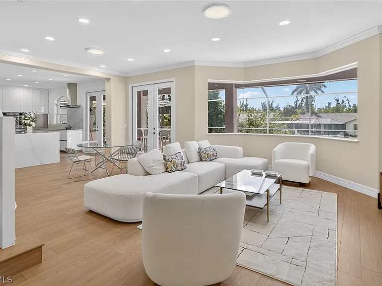 5541 Harborage Dr — Photo 6