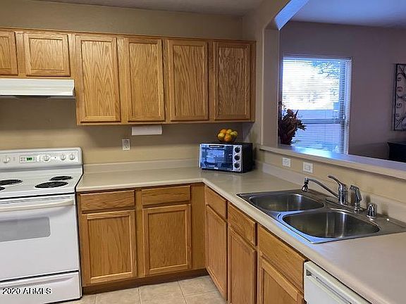 5th image of 7176 W Marlette Ave