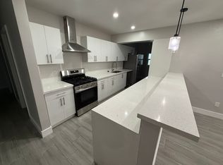1098 W 66th St, Hialeah, FL 33012
