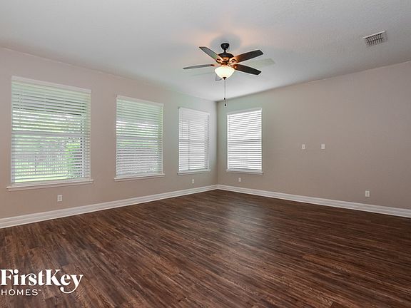 4th image of 1524 Lexington Ave
