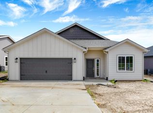 2505 Harrier Dr, Junction City, KS 66441