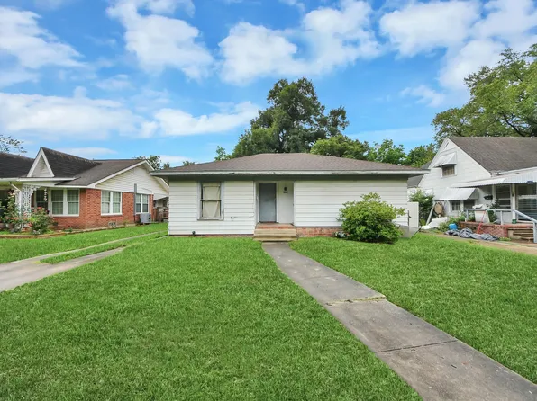 8311 Glenview Dr, Houston, TX 77017