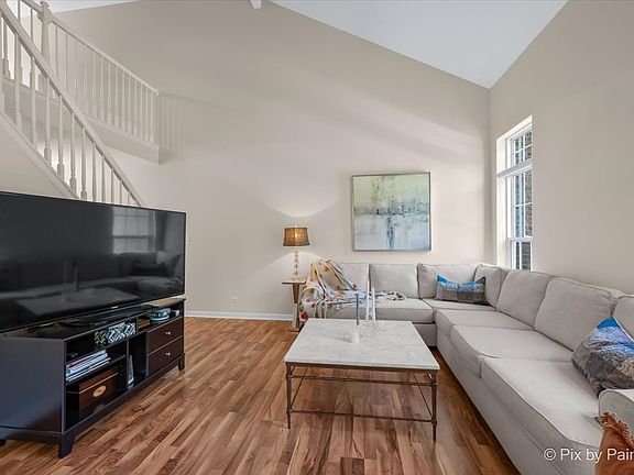 5th image of 624 Daisy Ln