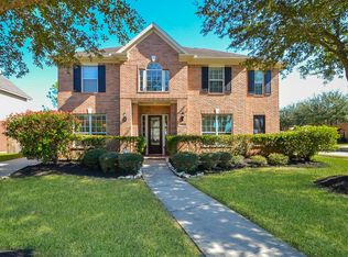 8011 Upland Park Ct, Sugar Land, TX 77479