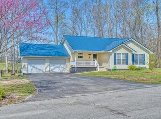 591 Shady Oak Dr, Cookeville, TN 38506