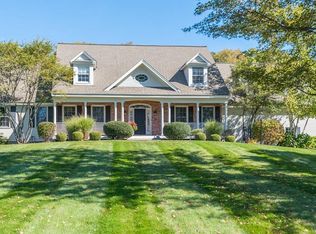 657 Osgood St, North Andover, MA 01845