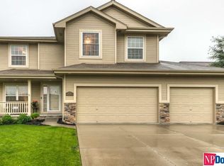 19703 William St, Omaha, NE 68130