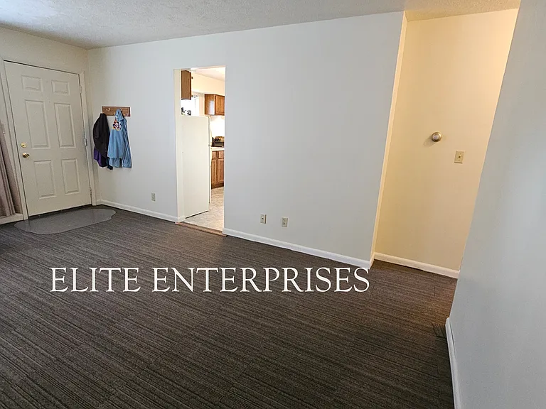 2213 W Reservoir Blvd #2213 — Photo 5
