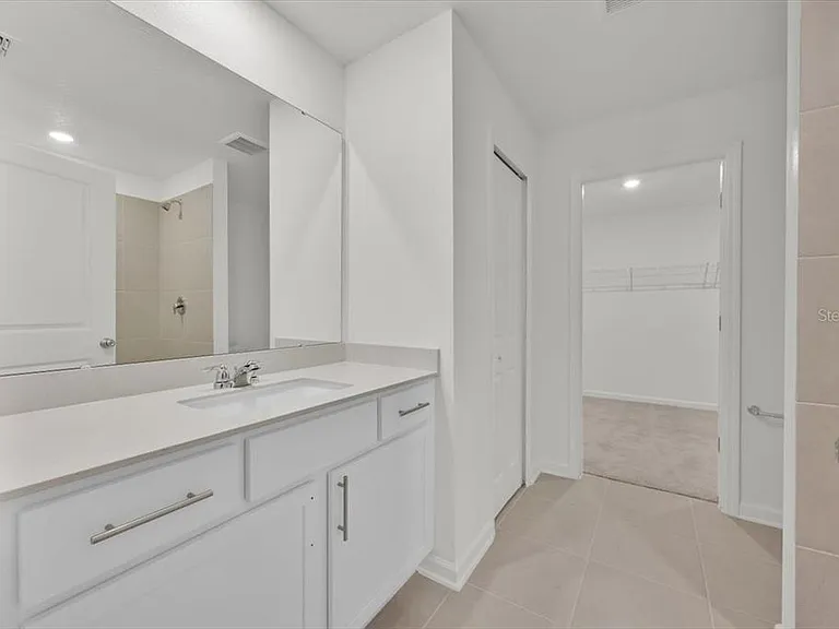 2398 McKinley Dr — Photo 18