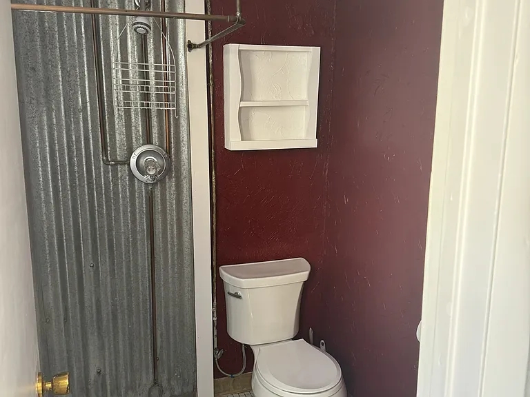 327 Virginia St — Photo 6