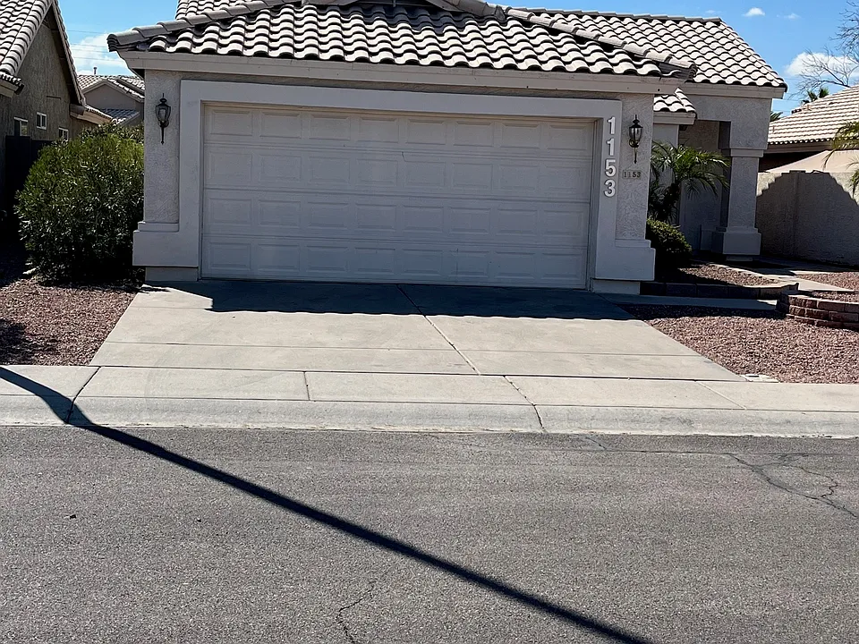 1153 E Butler Dr