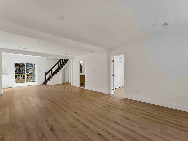 107 Juniper Dr — Photo 8