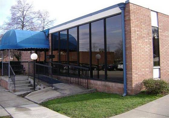 1st image of 138 Stow Ave