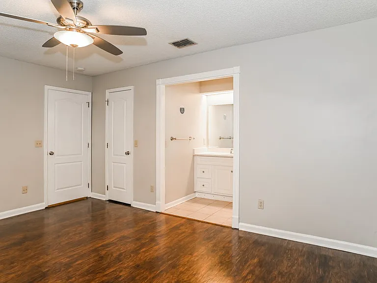 9552 Glenn Abbey Way — Photo 10
