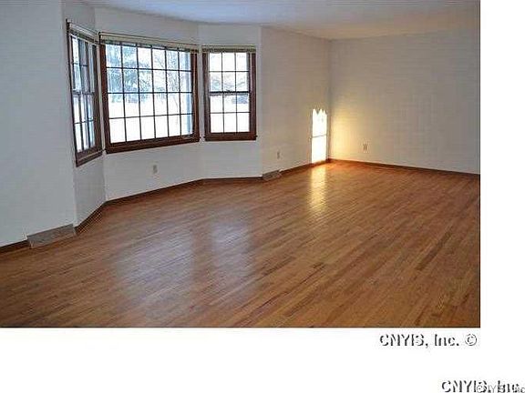 5th image of 4854 Westfield Dr