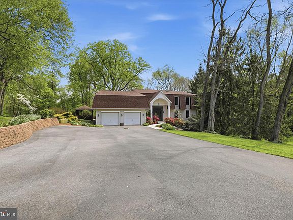 5th image of 259 Ironstone Ridge Rd